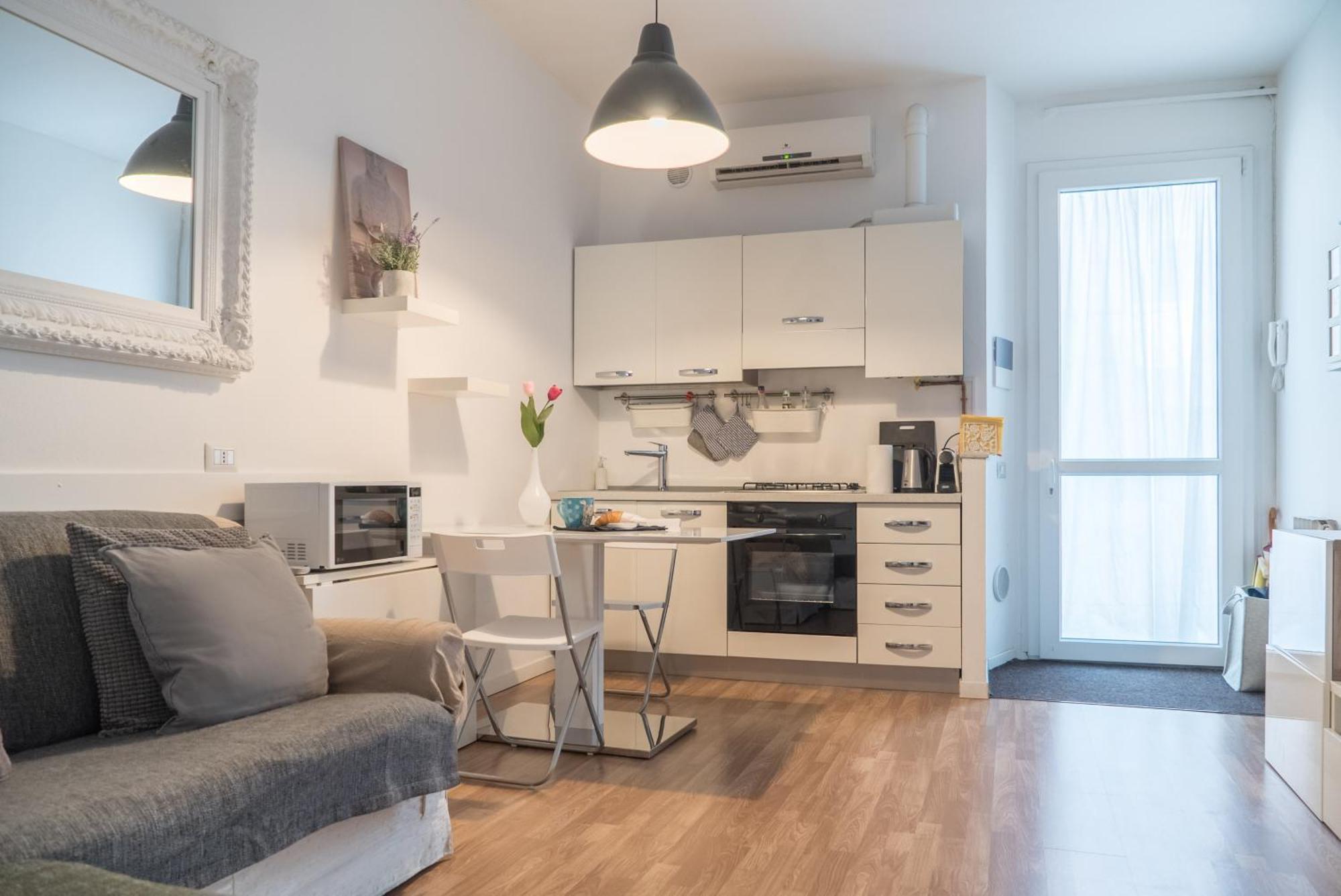 Charming Milanese Aparment Apartment Екстериор снимка